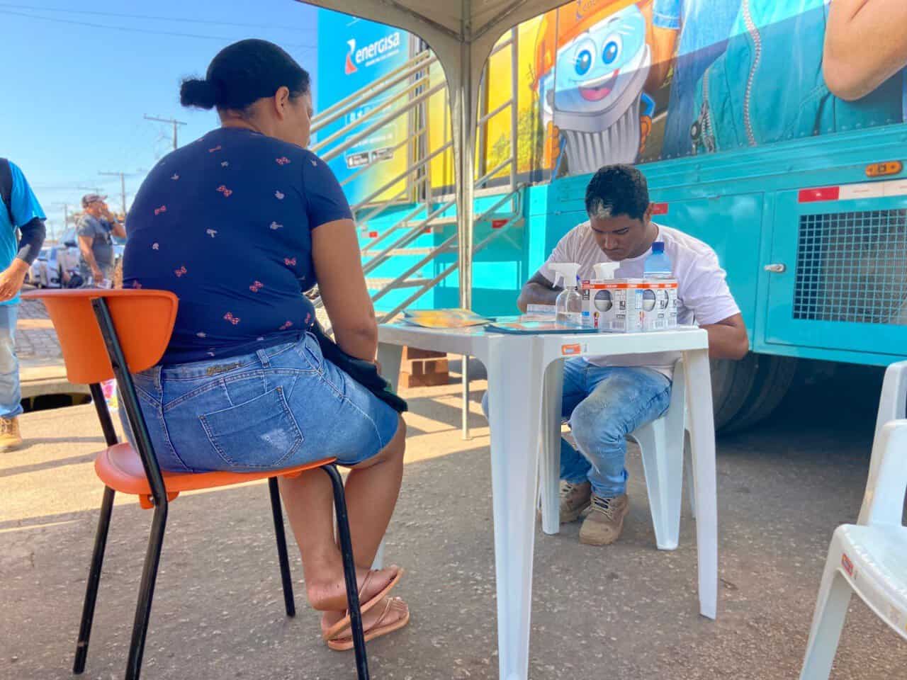 imagem do atendimento na oca